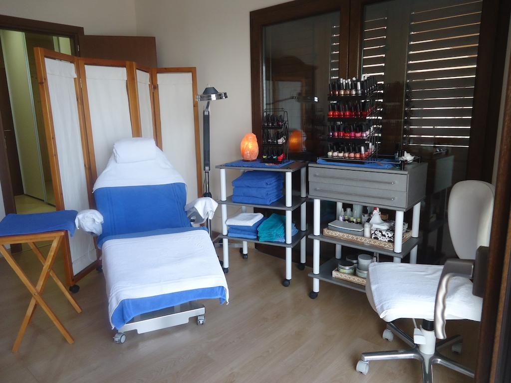 Petralona Apartment Agios Athanasios Buitenkant foto