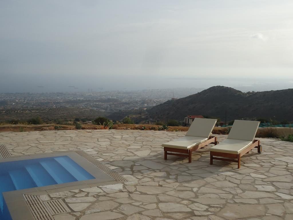Petralona Apartment Agios Athanasios Buitenkant foto